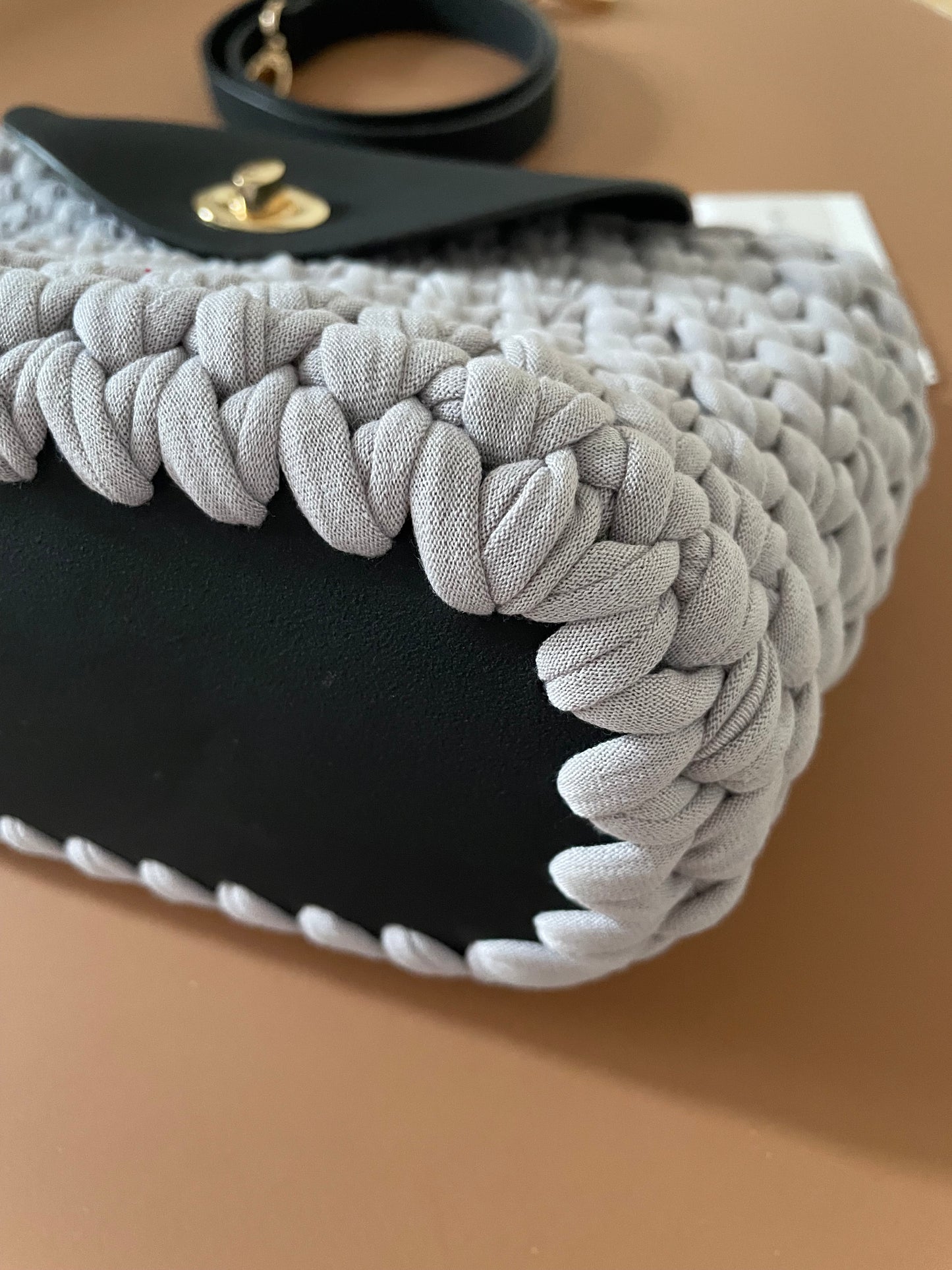 Small crochet purse